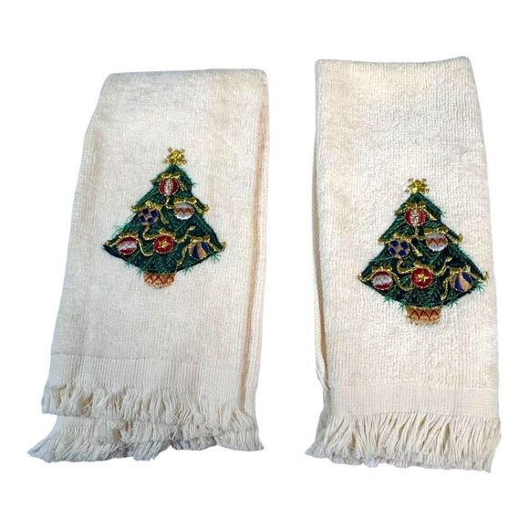 Vintage Christmas Tree Embroidered Hand Towels Bathroom Kitchen Hand Set Of 2 - Picture 1 of 5